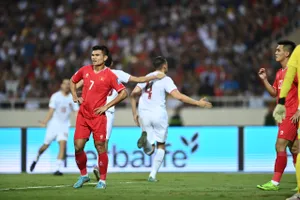 Đau đớn bóng đá Việt Nam rớt hạng khủng khiếp, Indonesia thăng tiến ấn tượng nhất 