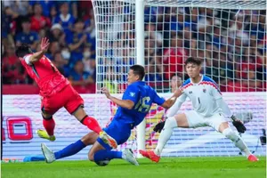 Tuyển Thái Lan cũng thua 0-3 trên sân nhà