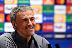 HLV Luis Enrique tự tin PSG sẽ ngược dòng trước Barcelona 