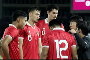 Thầy trò HLV Shin Tae-yong ra ngõ gặp “kèo thơm” 