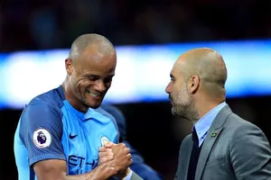 Châu Âu săn những "gã trọc" về cứu cánh CLB nhà