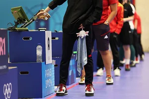 Hành động quái gở của xạ thủ Kim Ye-ji đỉnh nhất Hàn Quốc gây bão mạng