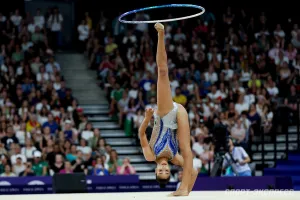 Nét đẹp của những hoa khôi thể dục nghệ thuật tại Olympic Paris 2024