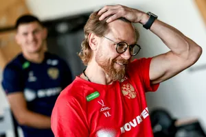 Chùm ảnh đội tuyển Nga tập trung tại Trung tâm Novogorsk trước khi sang Việt Nam