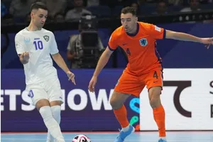 Brazil "tạo mưa gôn”, Tây Ban Nha và Argentina xuất trận