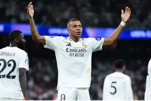 FIFA tiến hay lùi trước việc FIFPro và những ông lớn dọa tẩy chay?