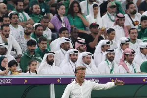 Cựu HLV Nam Định sẽ thay thế HLV Roberto Mancini