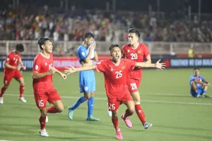 Doãn Ngọc Tân không thể chọc thủng lưới Vireak Dara