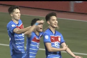 Tuyển Thái Lan gục ngã ở Rizal Memorial