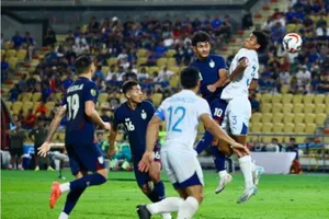 Tuyển Thái Lan thể hiện kiểu này, Việt Nam không vô địch thì bao giờ?!