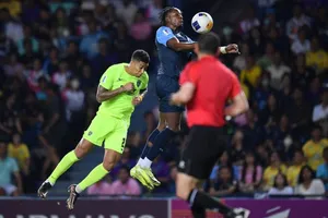 Một “viên kim cương” Đông Nam Á phải rời cuộc chơi