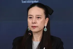 LĐBĐ Thái Lan trong khối nợ khủng, Bộ từ chối giúp, tiền nhiệm của Madam Pang thách thức