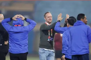 HLV Mano Polking còn Cúp C1 Đông Nam Á