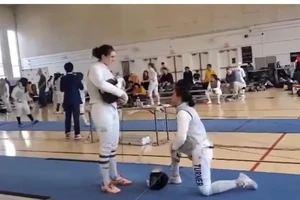 Kiếm thủ Mỹ bị loại vì từ chối đấu với VĐV chuyển giới