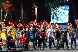 Những ngôi sao thể thao TP.HCM tham gia lễ diễu hành 30-4 