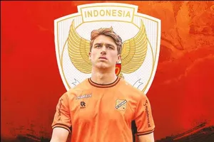 Trải thảm mời 'ngoại binh' về khoác áo tuyển bị ví là việc nhẹ lương cao