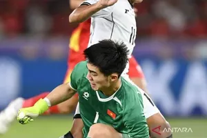 Thủ môn Nguyễn Trung Kiên của U-23 Việt Nam đúng là... kiên trung