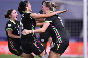 Tuyển Việt Nam giữ chân là chính, muốn vô địch phải thắng tất cả