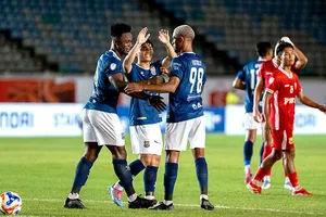 TX. Nam Định và thách thức từ bóng đá Campuchia 