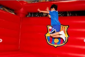 Messi tổ chức sinh nhật cho con trai, Beckham có chạnh lòng? 