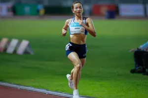 Báo chí nước ngoài chỉ ra nữ hoàng mới Nguyễn Thị Oanh