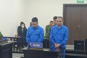 'Anh em nợ nần chồng chất' rủ nhau đi cướp ngân hàng 