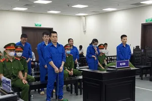 Xét xử bà trùm Hương 'mẩu' trong đường dây buôn ma túy từ biên giới về Hà Nội 