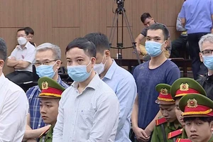 Vụ chuyến bay giải cứu: Cựu thư ký Thứ trưởng Bộ Y tế dùng tài khoản của mẹ vợ để nhận tiền hối lộ