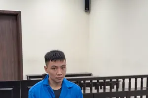 Phạm nhân đang điều trị bệnh tâm thần thì trốn ra ngoài tổ chức... cho vay lãi nặng 