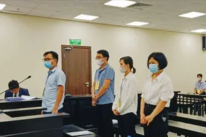 Cựu phó phòng của bệnh viện thỏa thuận tiền phần trăm với Công ty Việt Á