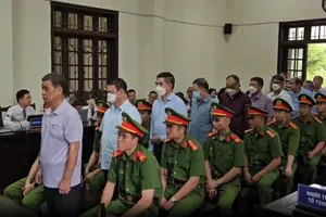 Cựu Bí thư tỉnh ủy Lào Cai Nguyễn Văn Vịnh lãnh 5 năm 6 tháng tù