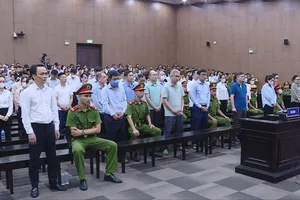 Tòa tuyên phạt bị cáo Trịnh Văn Quyết 21 năm tù 