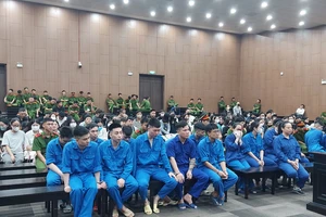 135 bị cáo trong đường dây cho vay qua app hầu tòa