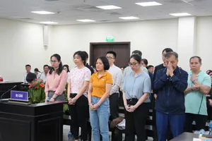 Đang xét xử Giám đốc Công ty Vàng Phú Cường vận chuyển trái phép 400 triệu USD qua biên giới