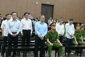 Cựu Thứ trưởng Hoàng Quốc Vượng lãnh án 6 năm tù