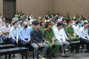 Cựu chủ tịch tỉnh Vĩnh Phúc khai về chuyện 'cải thiện quan hệ' với ông chủ Tập đoàn Phúc Sơn