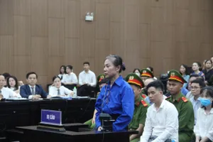 Cựu bí thư Vĩnh Phúc Hoàng Thị Thúy Lan khai dùng tiền hối lộ để làm từ thiện