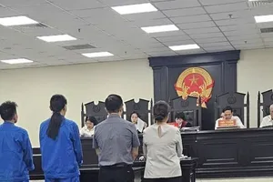 Tòa tuyên án 2 cựu kiểm sát viên tham gia chạy án 