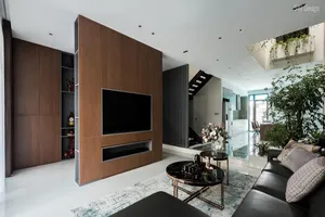 Ngôi nhà ống hai tầng rưỡi độc, lạ ở Quảng Ninh