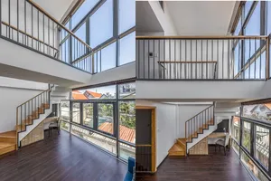 Nhà phố tiết kiệm điện năng nhờ hai khoảng thông tầng