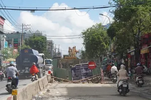 Cận cảnh cải tạo con đường 'rốn ngập' Huỳnh Tấn Phát