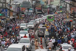 Chùm ảnh: Hàng loạt dự án giải quyết ùn tắc khu tây bắc TP.HCM