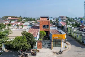 Nhà có 2 mái hiên độc lạ ở Tây Ninh