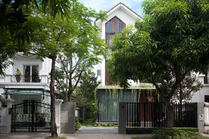 Biệt thự song lập ‘lột xác’ sau cải tạo