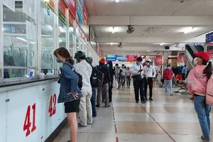 Lễ 30-4, không tăng giá vé các tuyến từ bến xe miền Đông mới