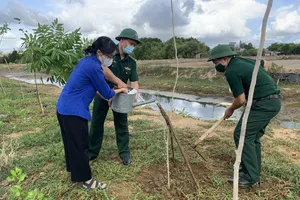 Cần Giờ trồng hơn 100 cây xanh kỉ niệm ngày sinh Bác Hồ