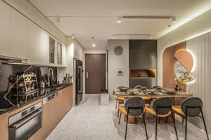  Gia chủ gộp 2 căn hộ thành 1 không gian sống sang trọng