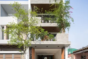 Đưa thiên nhiên vào ngôi nhà ống ở TP Vinh