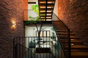 Ngôi nhà ở Sài Gòn mát lạnh nhờ giếng trời 