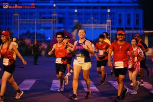 Hơn 15.000 vận động viên chạy trên cung đường đẹp nhất TP.HCM